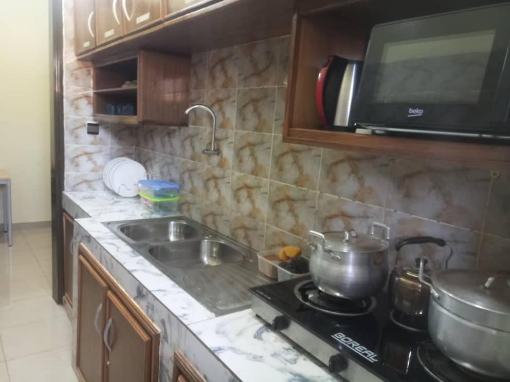 Residence Lynda Prestige ワガドゥグー エクステリア 写真
